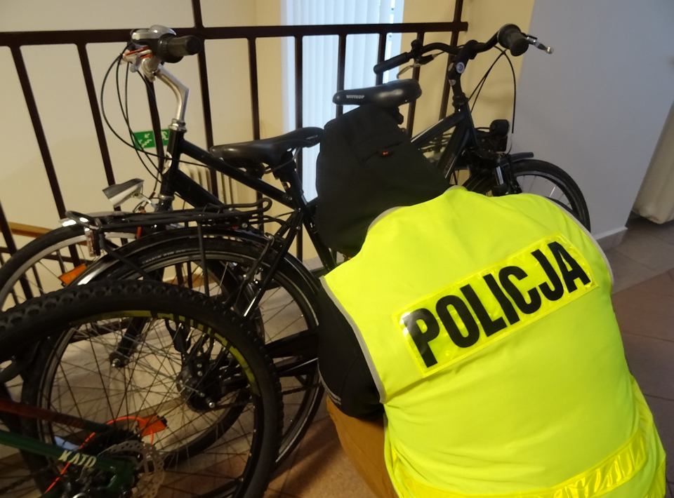 z22938399V,Odzyskane-przez-policjantow-rowery